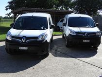 Garage Hertach - Blumen Gschwend, Neukirch
www.blumengschwend.ch - 2 x Renault Kangoo 1.5 dci - Innenausbau Hänseler, Fahrzeug-Einrichtung