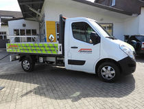 Garage Hertach AG - Hubmann Dach- und Fassadenbau AG, Renault Master 2.3 dci mit Werksbrücke - www.hubmann-dach.ch